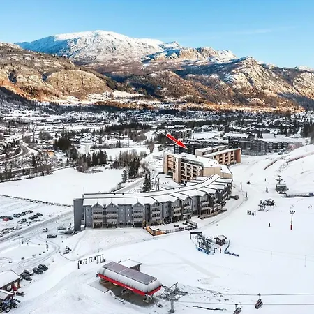 Modern And Practical Ski In & Out Apartment Hemsedal